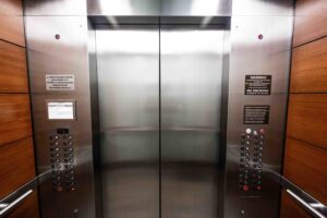 Emergency lift service Dubai