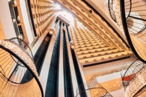 Lift service in dubai cost 