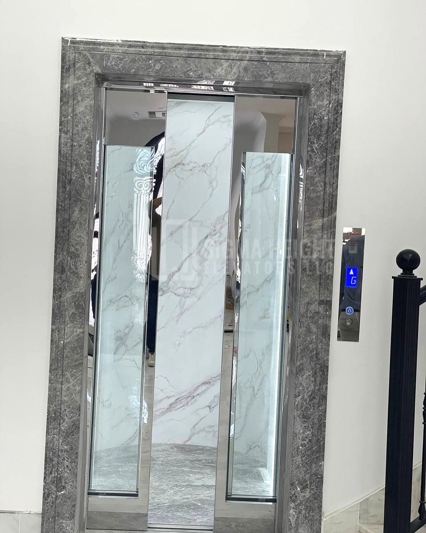 HYDRAULIC ELEVATOR DUBAI