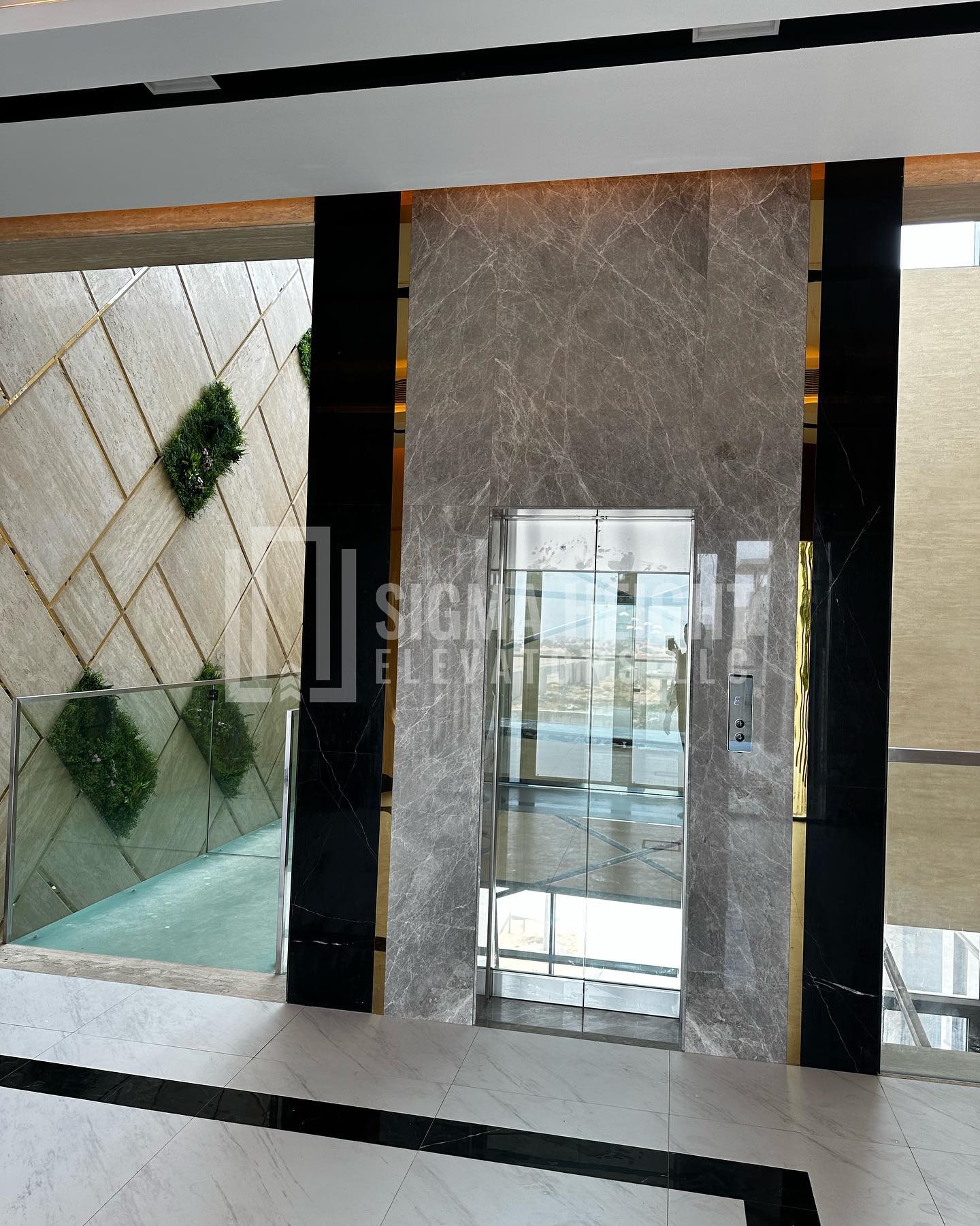 PRIVATE HOME ELEVATOR DUBAI