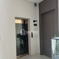 AUTOMATIC LIFT DOOR UAE