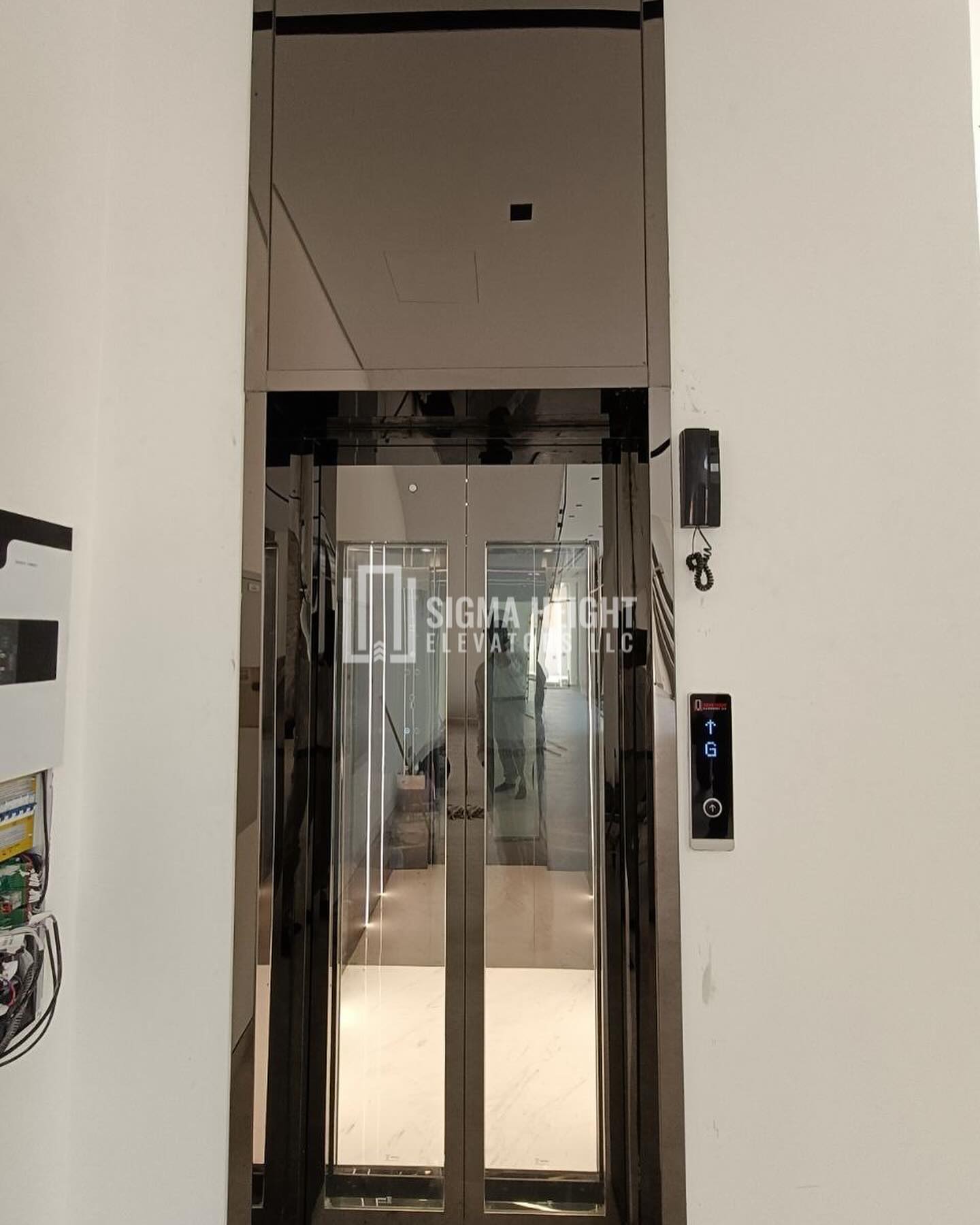 ELEVATOR CONTROL PANEL MAINTENANCE DUBAI