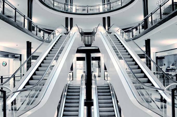 Escalator Maintenance Service for Office UAE